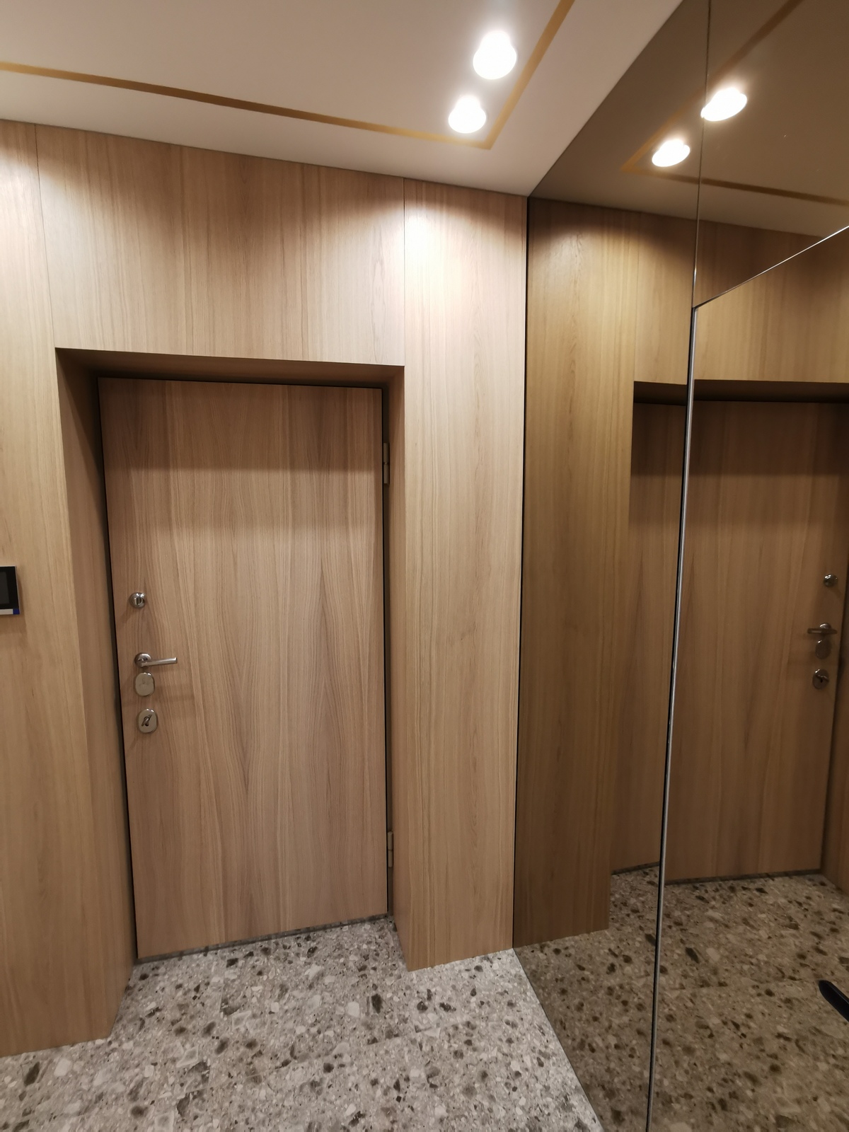 CONTEMPORARY